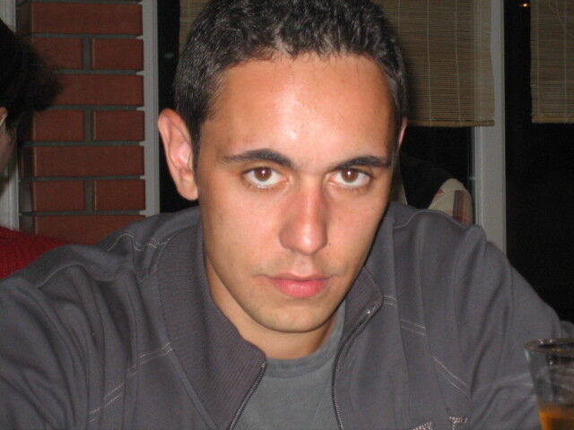  11132793  Yar, 43 ,    