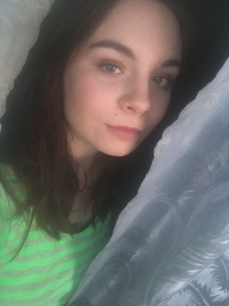  42064313  , 21 ,    