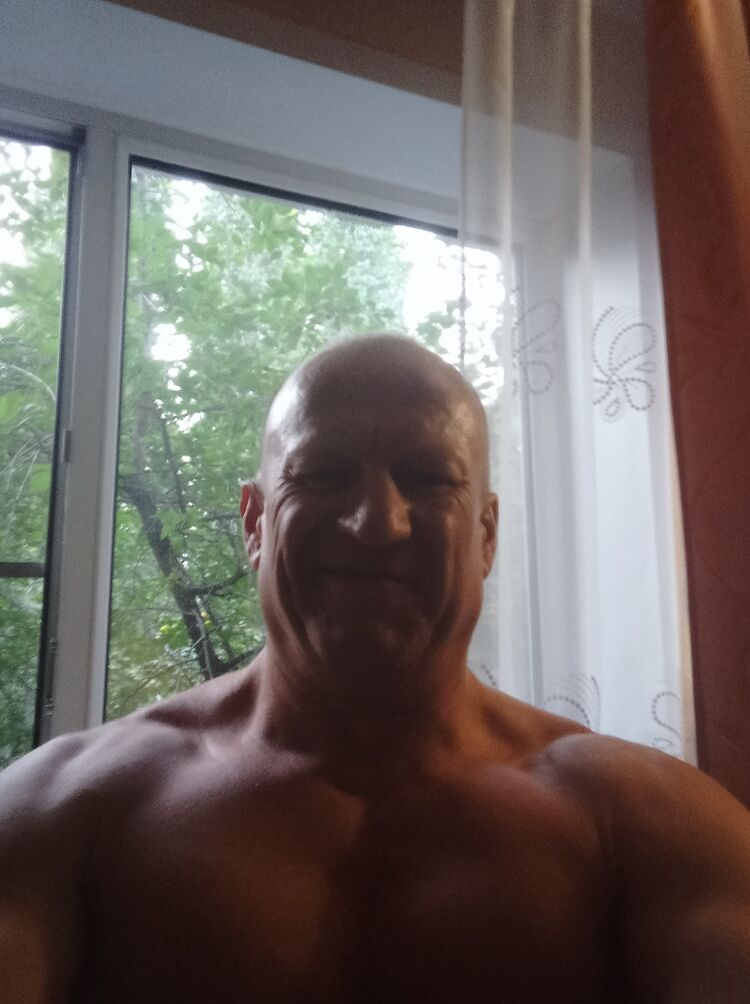  40227583  , 52 ,    