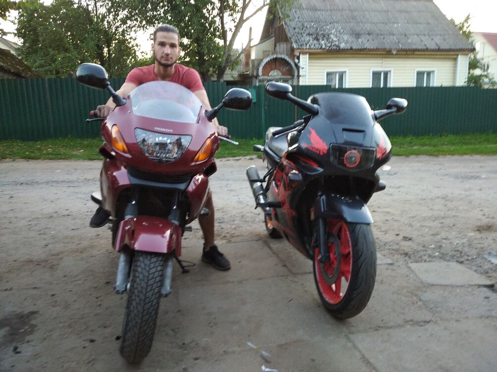  30091333  , 24 ,    