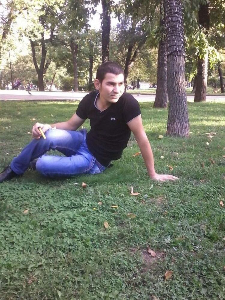  48738293  Sardorbek, 34 ,    