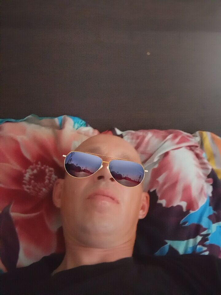  47868203  Anna, 44 ,    