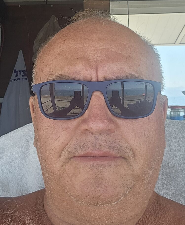  53759233  , 47 ,    