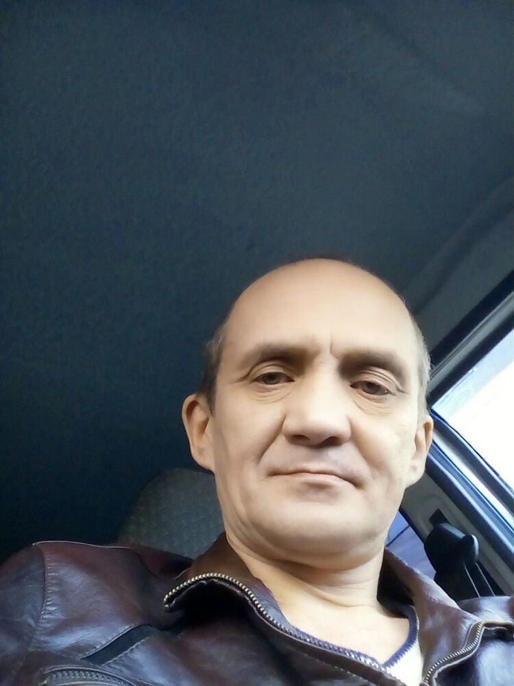  15041083  , 52 ,    