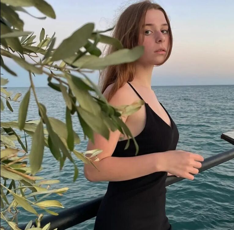  -,   , 21 ,  