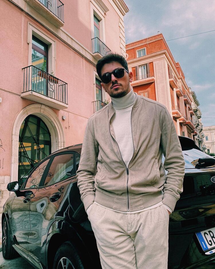 ���� 37137743 ������� ������, 32 ����, ���� ���������� � �������������