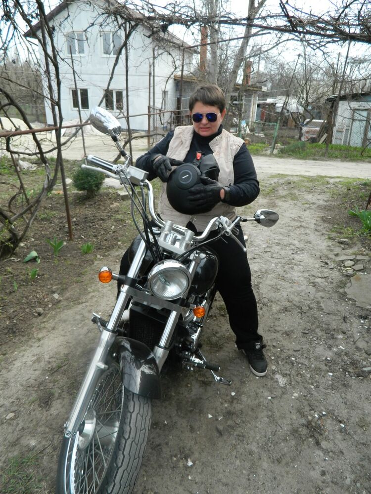  ,   Tetiana, 54 ,   ,   , c 