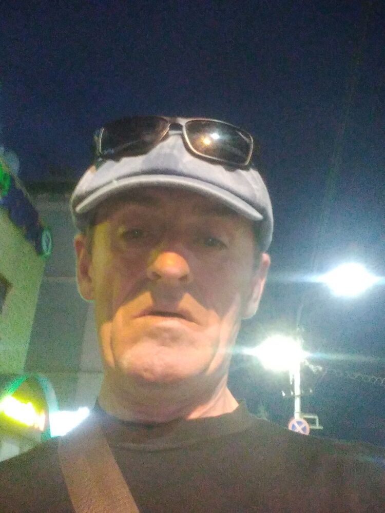  43844903  Valeri, 54 ,    