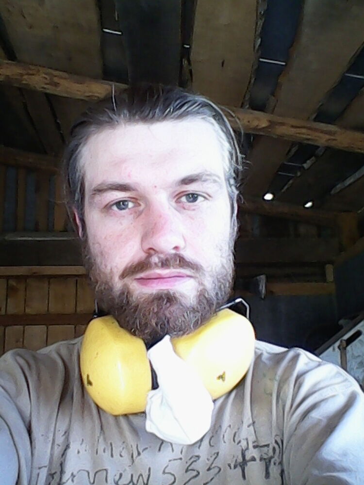  4968943  , 43 ,    