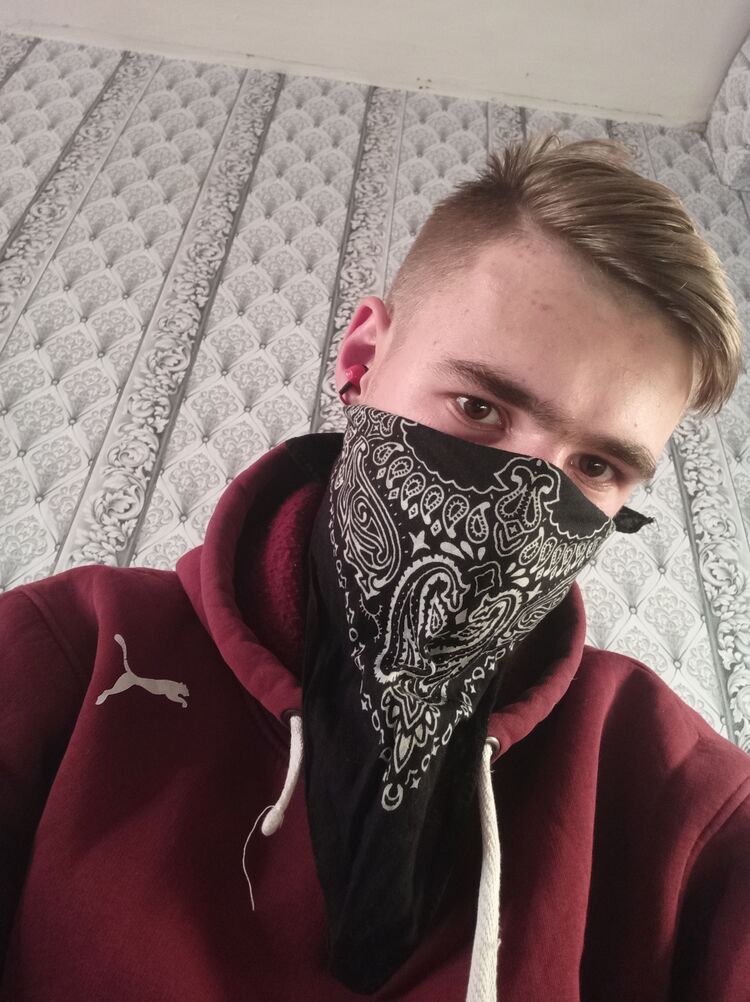  30084263  Matvey, 21 ,    