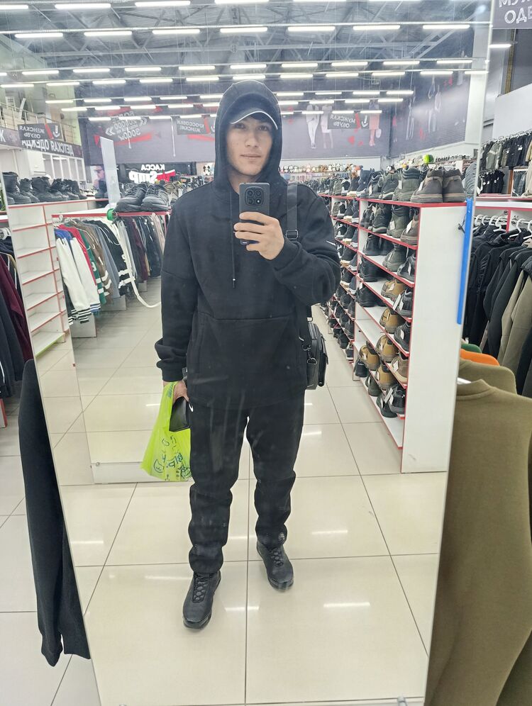  53902593  Muhammet, 23 ,    