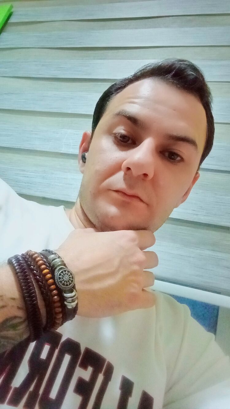  ,   Ismail, 32 ,     , c , 