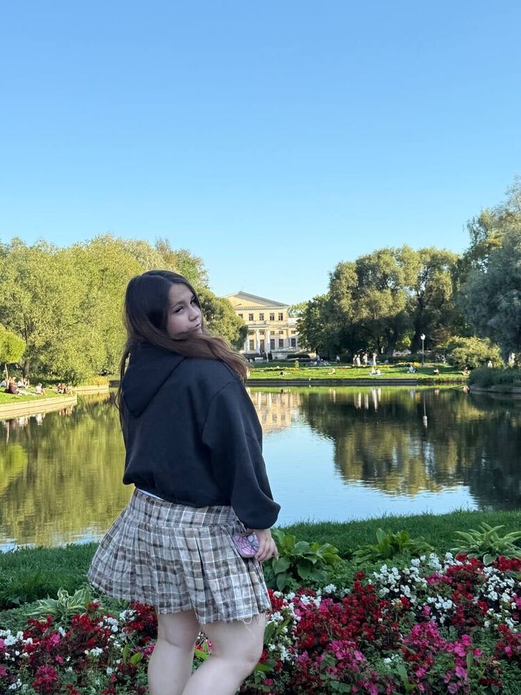  53468503  , 19 ,    -