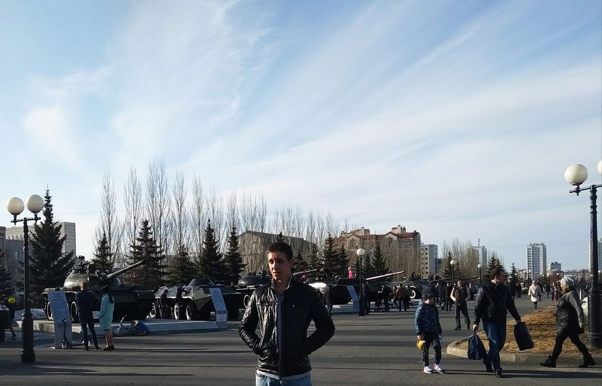  ,   Yarik, 36 ,   