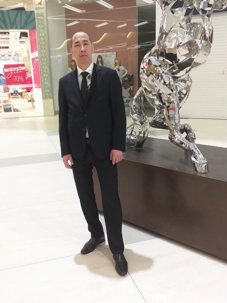  ,   Rysbek, 45 ,   ,   