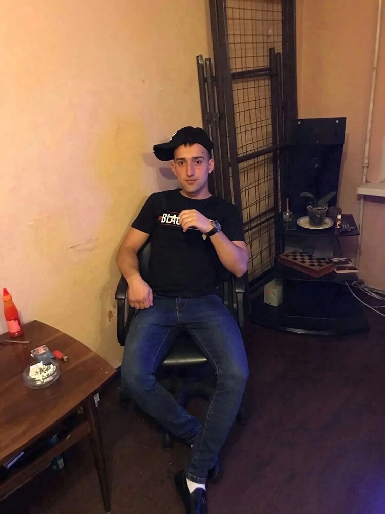  45747933  , 23 ,    