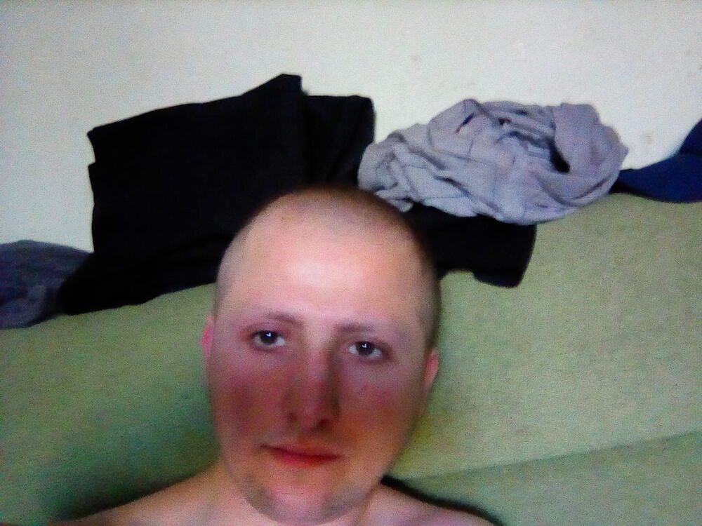  ,   Vadim, 33 ,   
