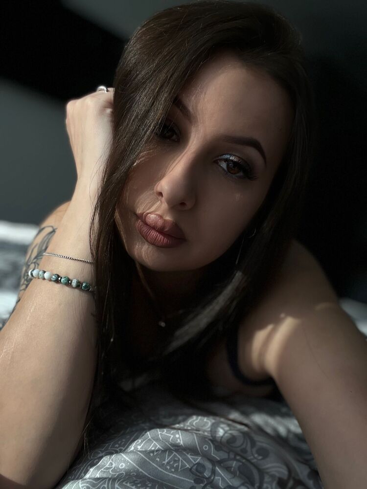  52907023  , 24 ,     