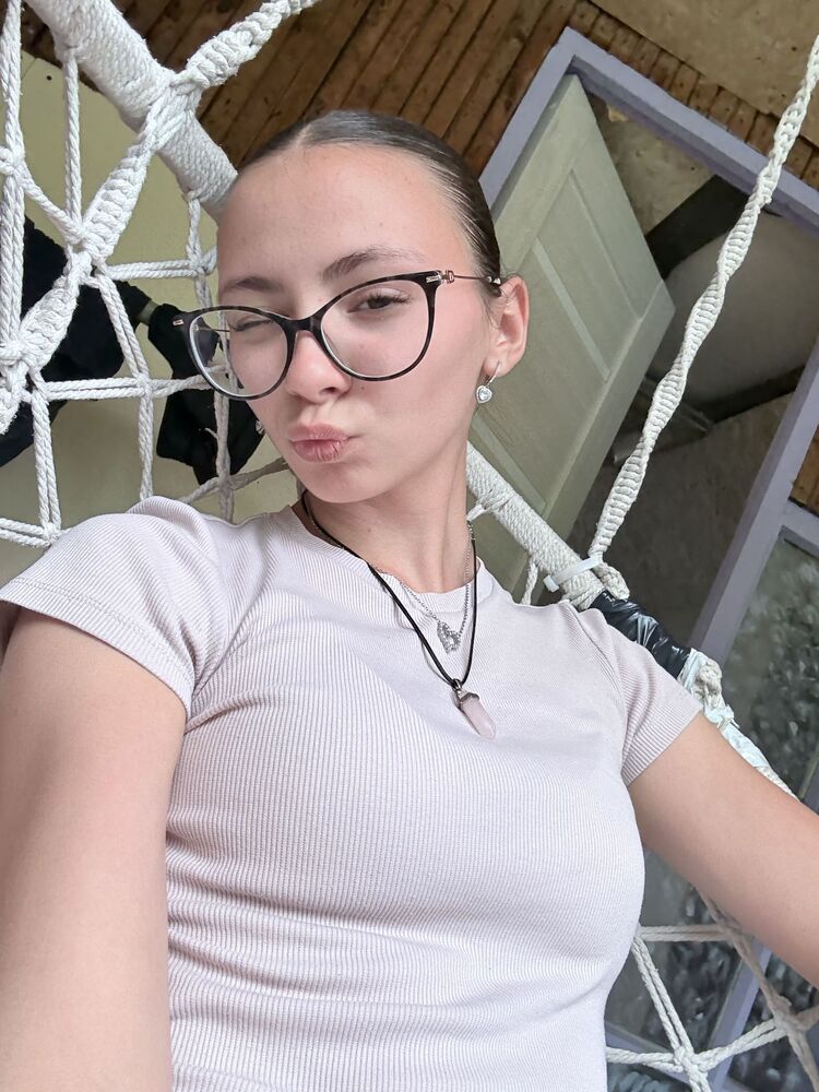  53010893  , 18 ,    