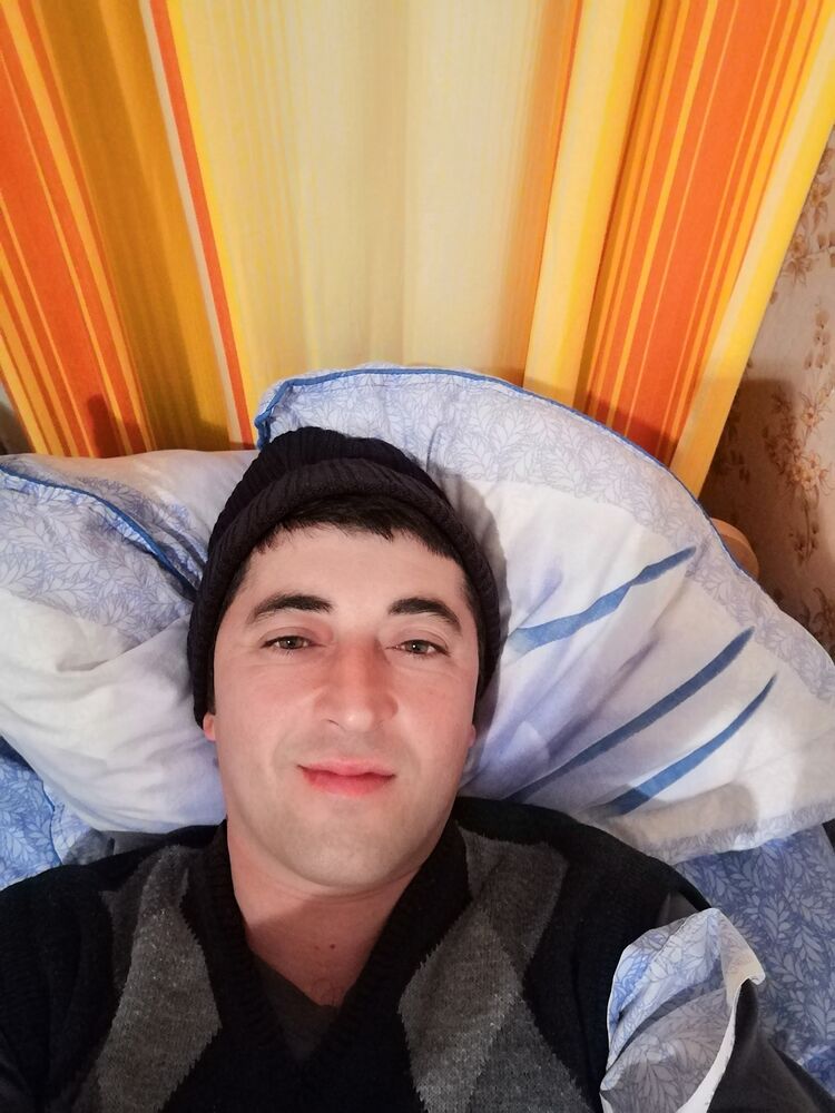  ,   Elnur, 39 ,   ,   