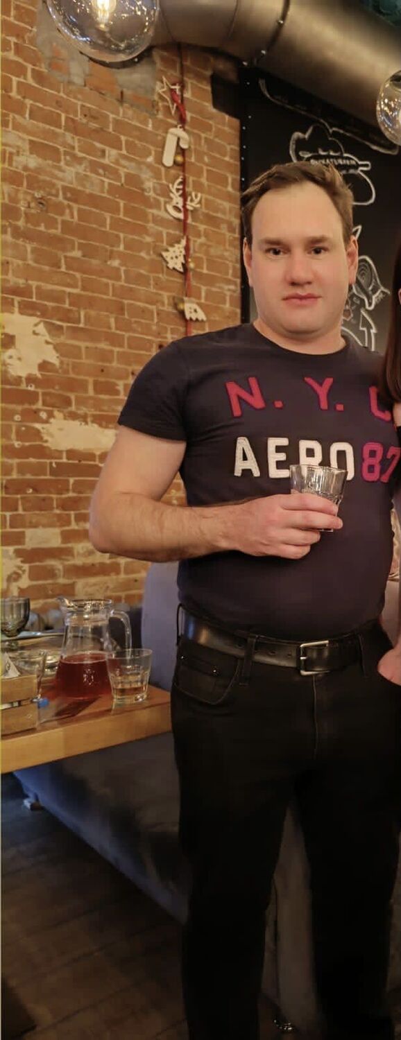 ���� 40243133 ������� ����, 37 ���, ���� ���������� � �����