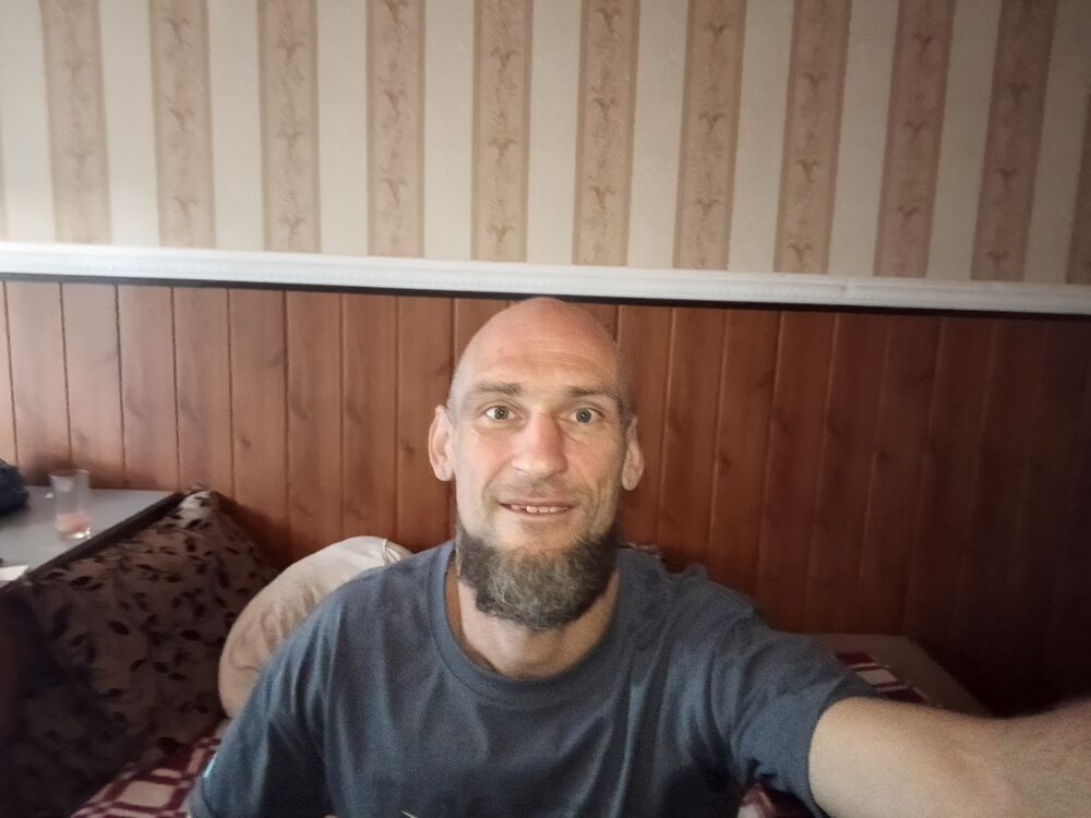  ,   Alexander, 43 ,   ,   , c 
