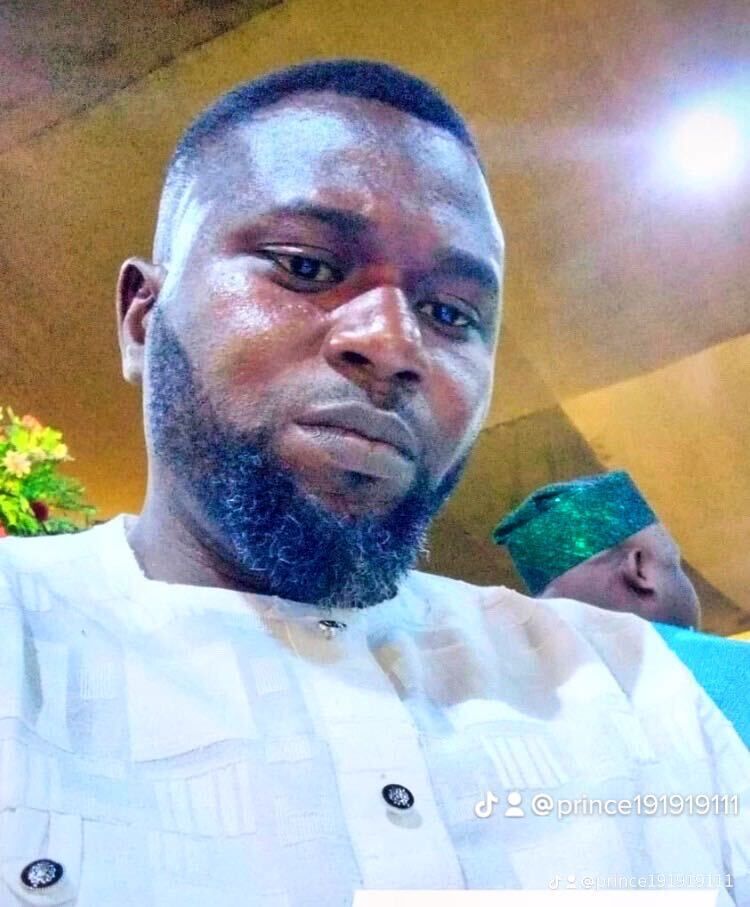  Lagos,   Prince, 45 ,   ,   