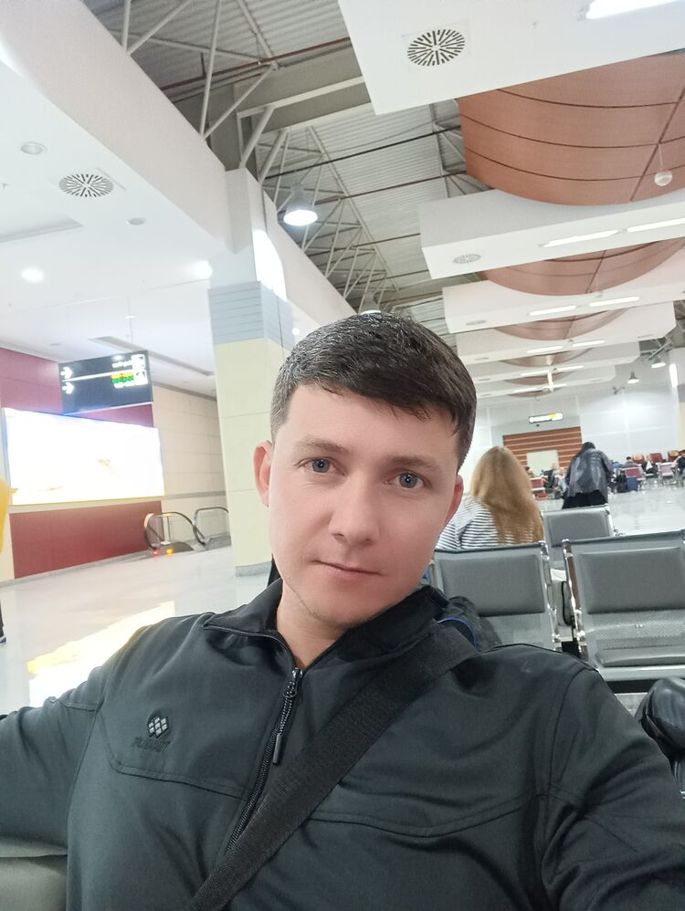  43186403  , 34 ,    Novy