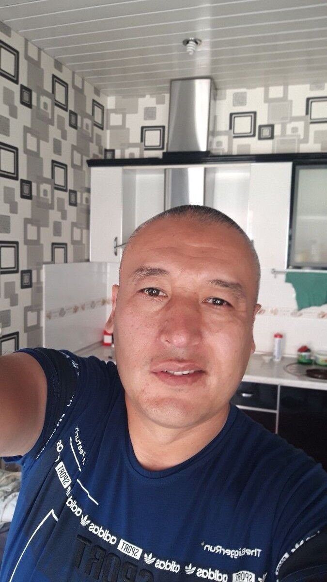  16324023  Uluqbek, 52 ,    