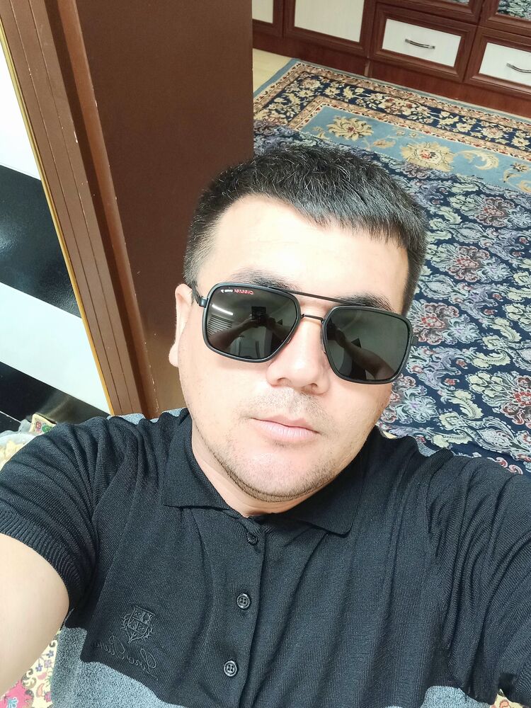  41800593  Soyun, 37 ,    