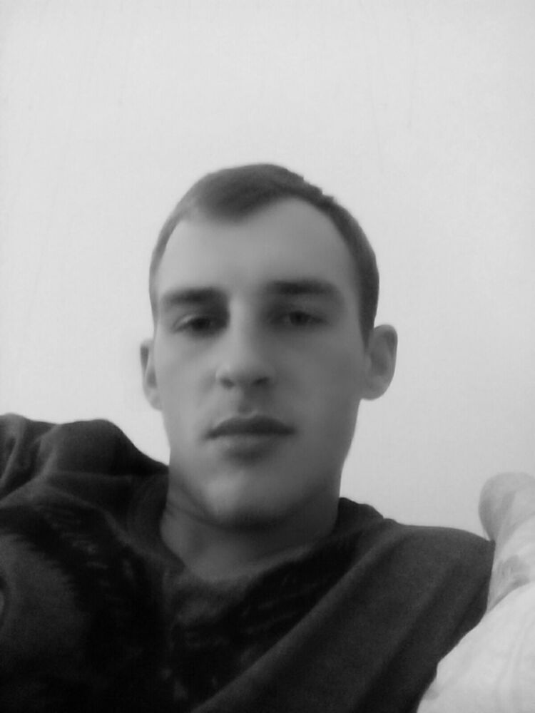  ,   Nazar, 32 ,  