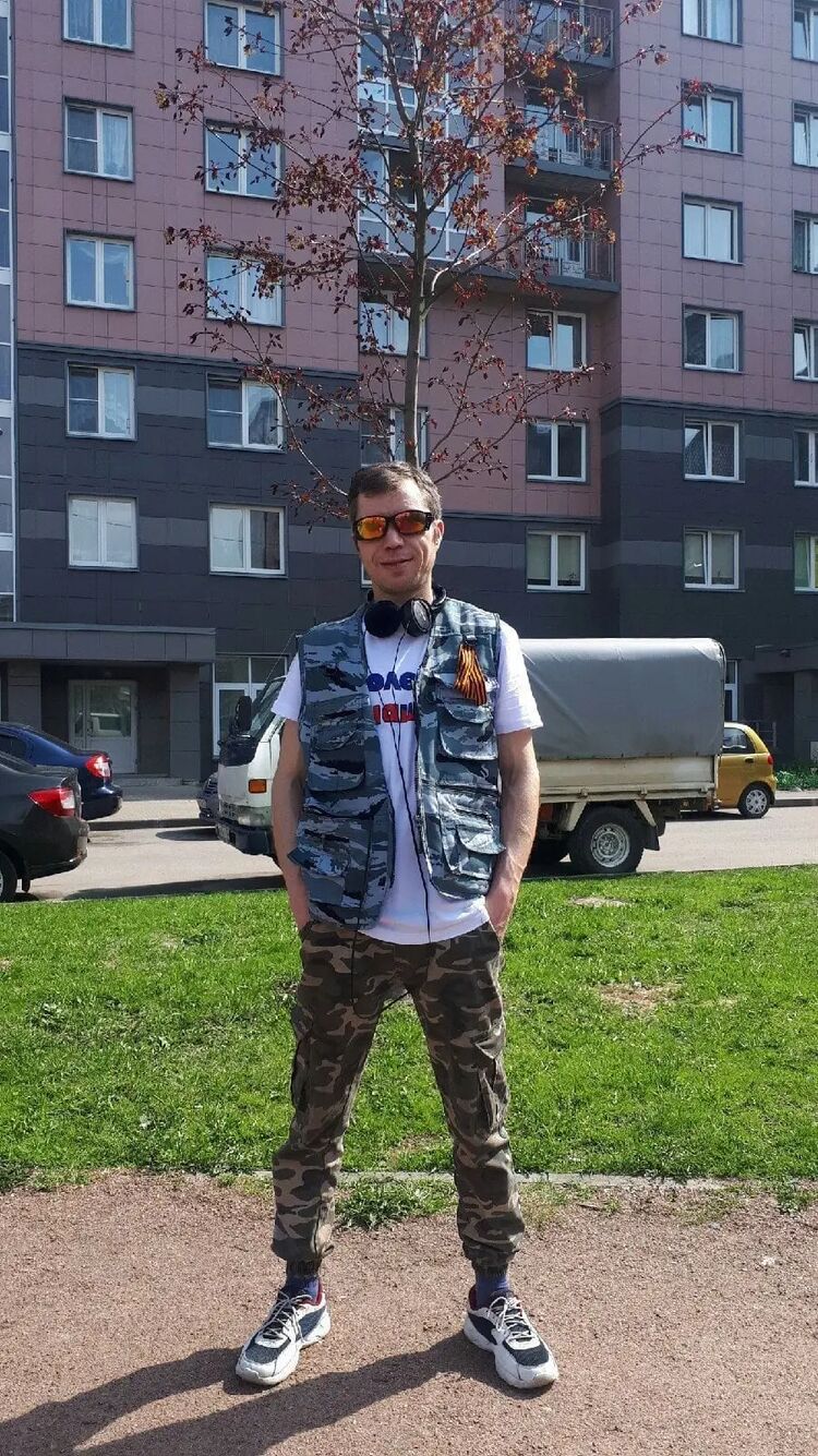  27718513  , 42 ,    -