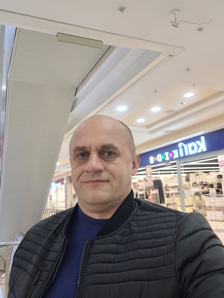  ,   Sergei, 44 ,   ,   