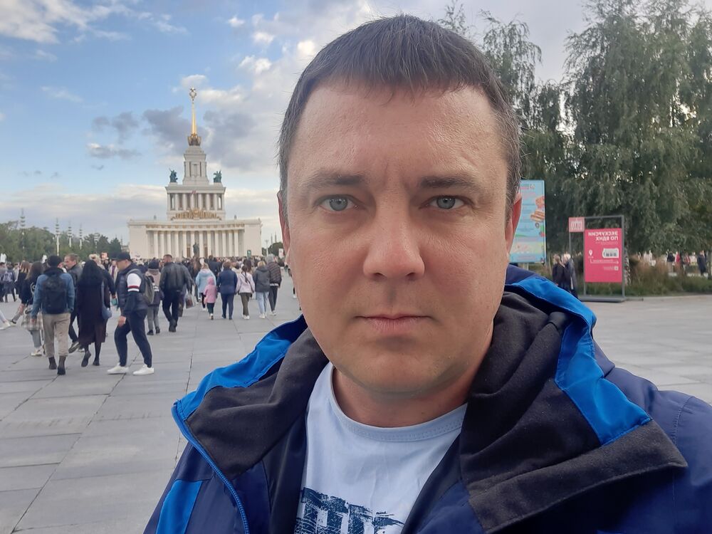  ,   Yura, 40 ,   ,   , c 