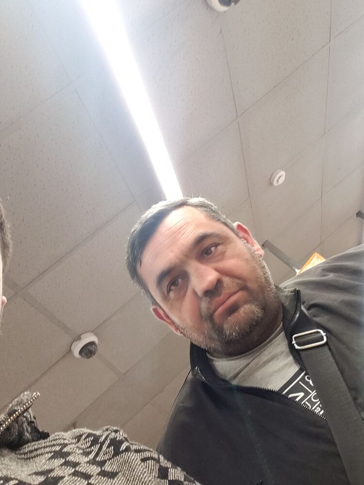 ���� 42682463 ������� Akbar, 44 ����, ���� ���������� � ������