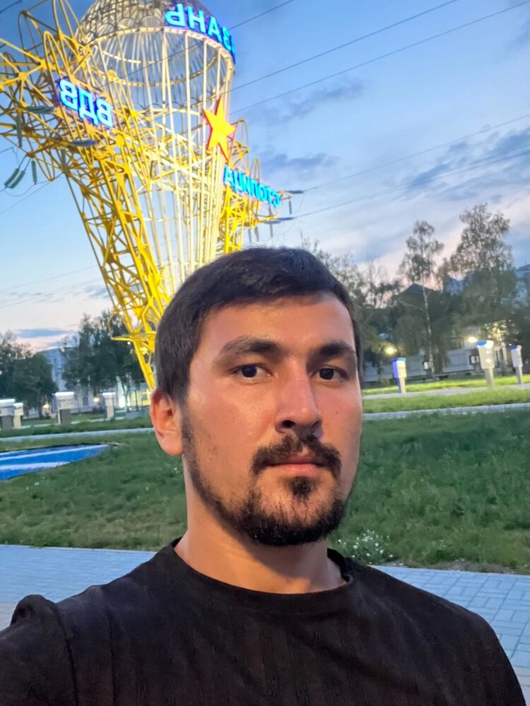  ,   Avazbek, 28 ,   ,   