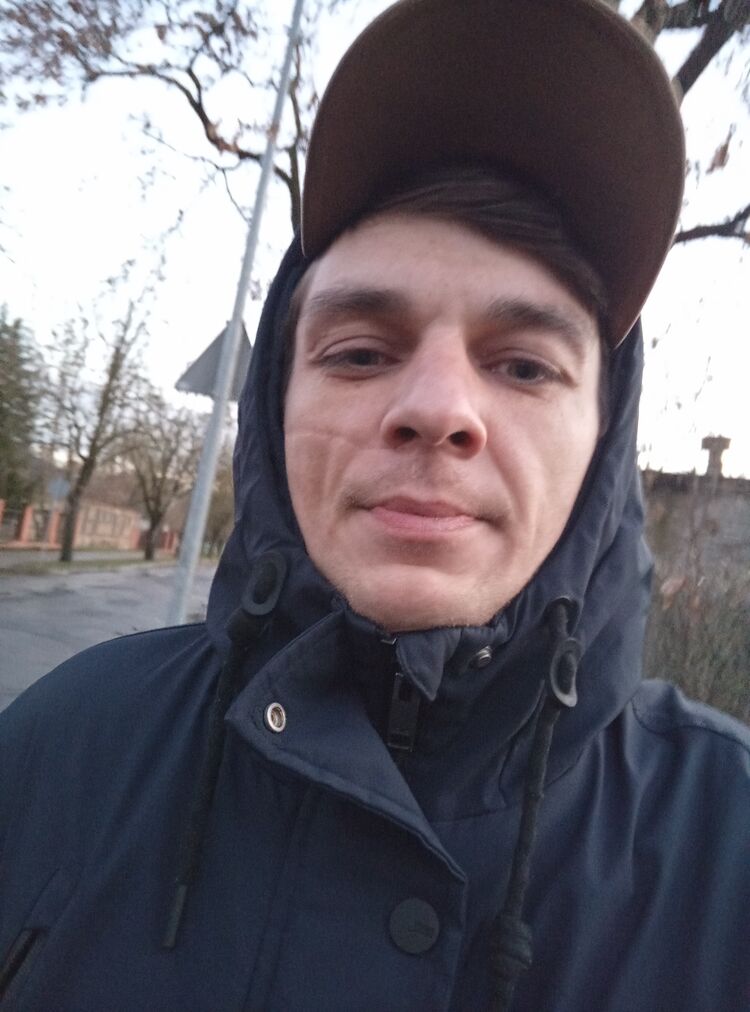  48530433  , 35 ,    