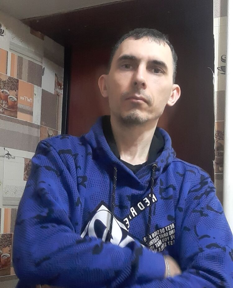  33583343  , 44 ,     