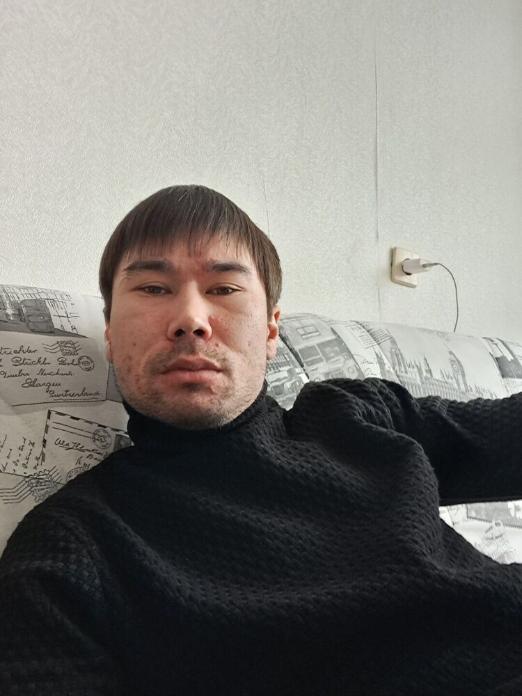  ,   Ruslan, 34 ,   ,   