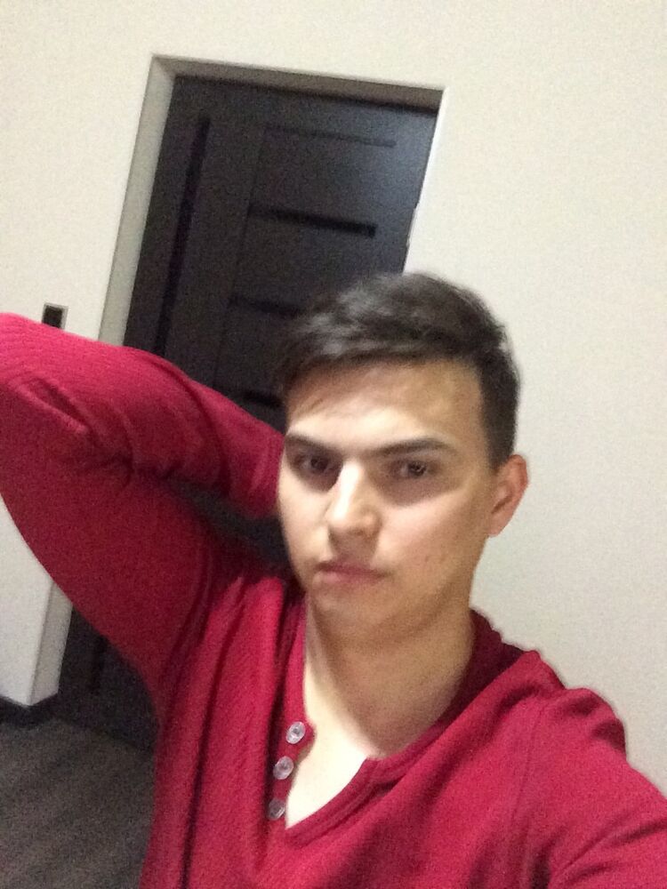  ,   Aziz, 32 ,   ,   , c 