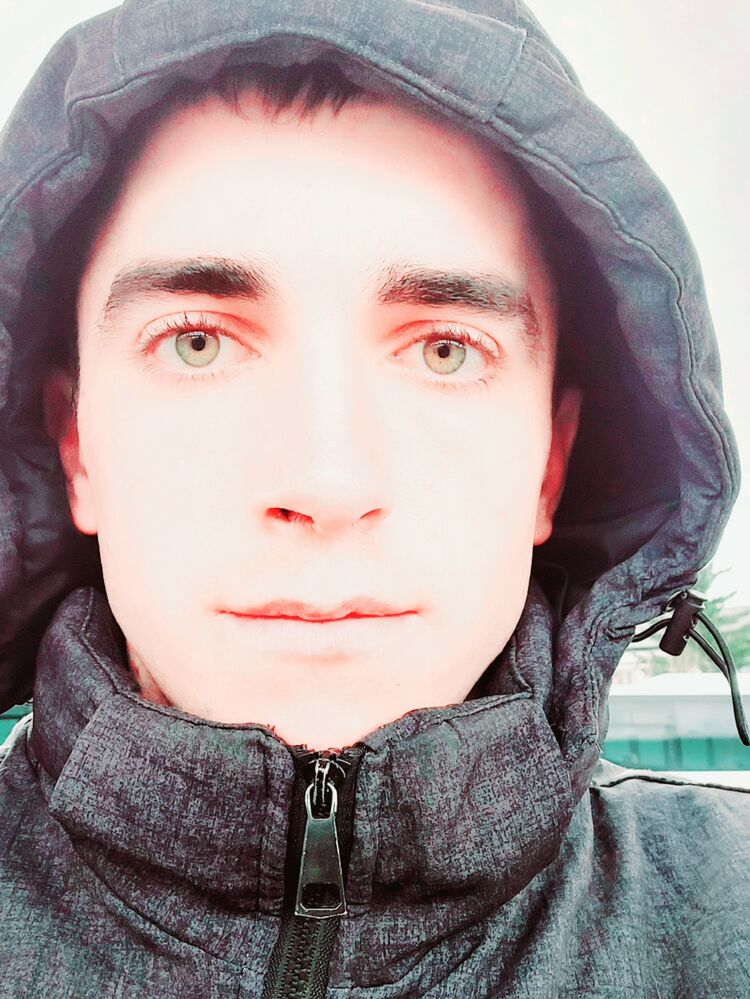  27681023  Petru, 27 ,    