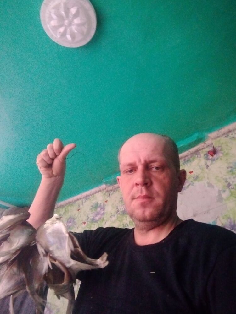  ,   Sergei, 40 ,   ,   