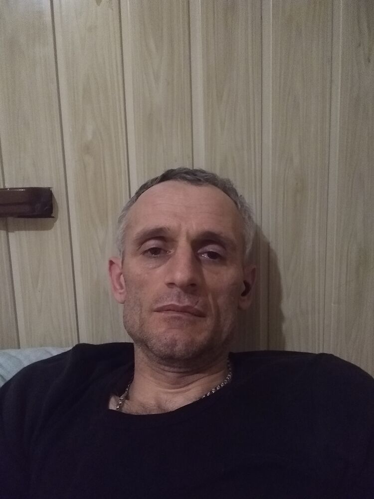  ,   Gio, 42 ,   ,   