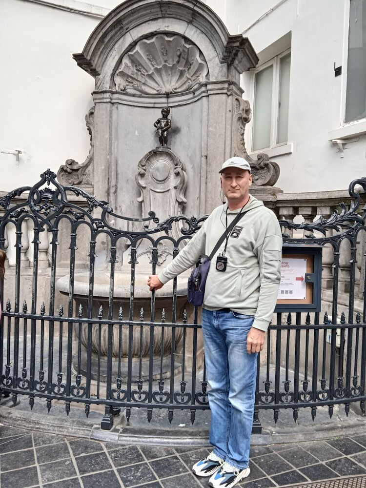  52850063  Damir, 50 ,    