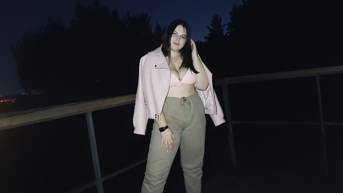  28980883  , 22 ,    -