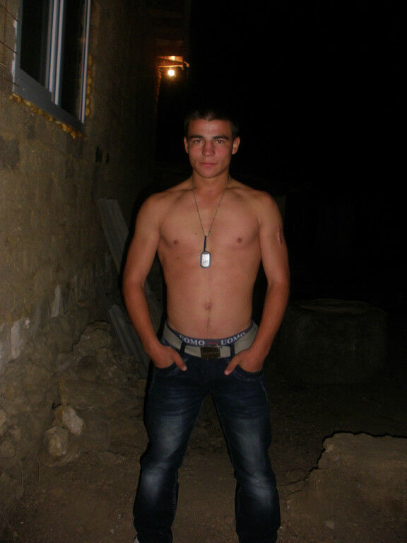  5583883  Viorel, 31 ,    