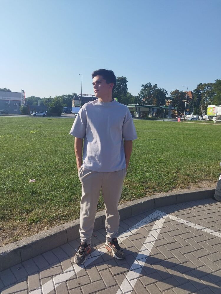  Posen,   , 20 ,   ,   