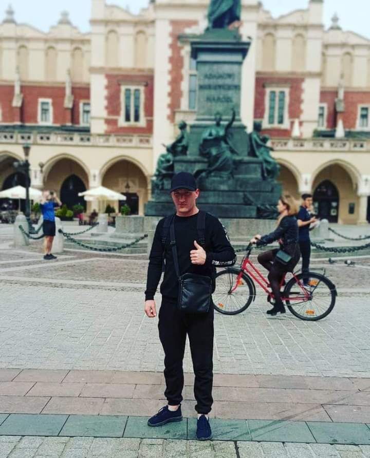  24212803  , 36 ,    