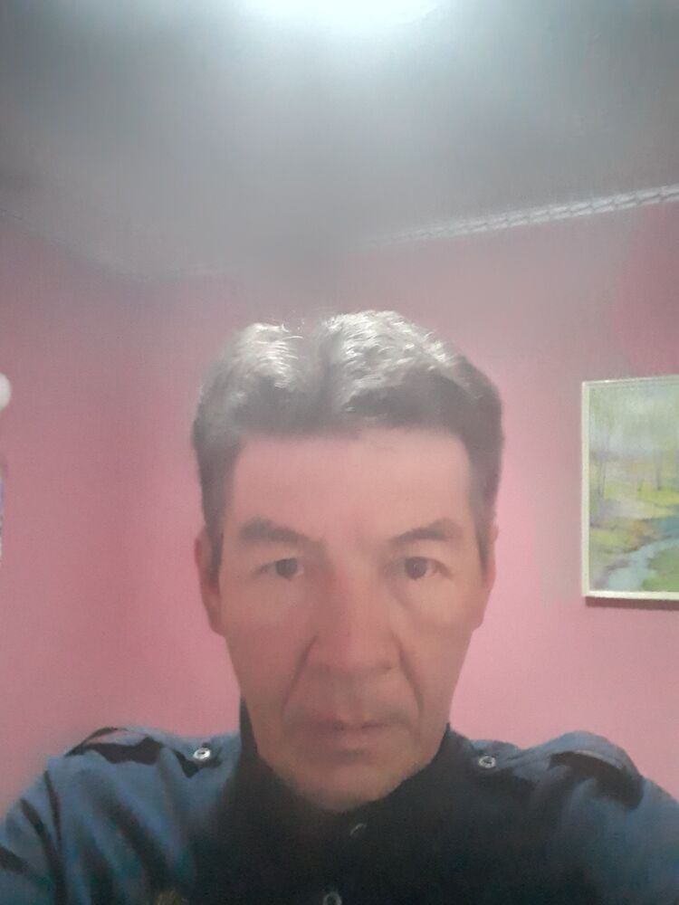 45903573  Artur, 53 ,    