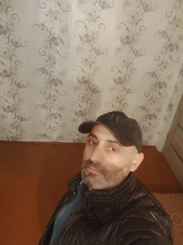  40542193  , 42 ,    